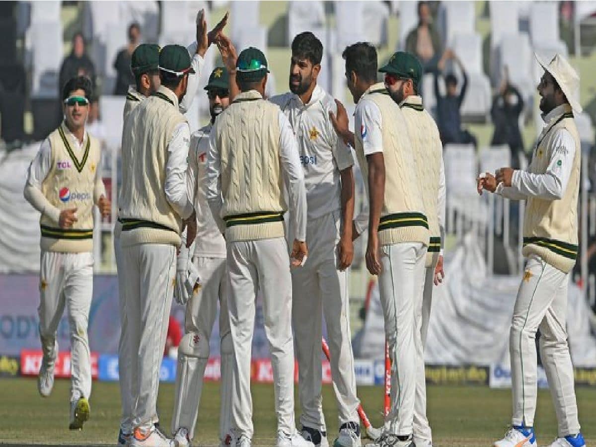 पहले टेस्ट में हार के बाद पाकिस्तान को एक और झटका, तेज गेंदबाज चोटिल होकर सीरीज से बाहर